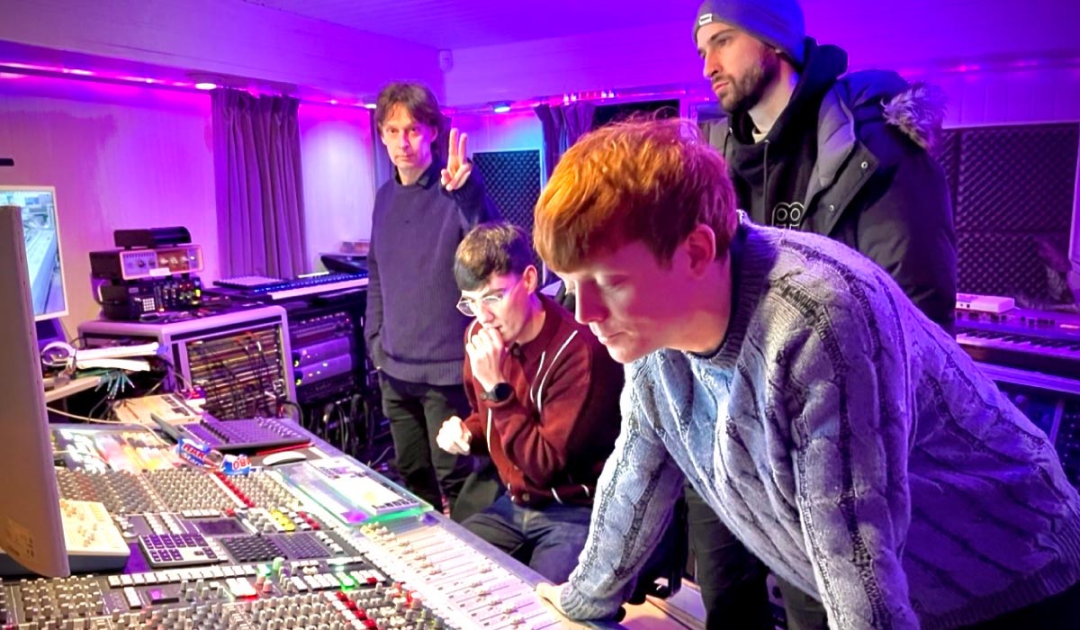 THE UNIQUE SOUND OF BOOTLE